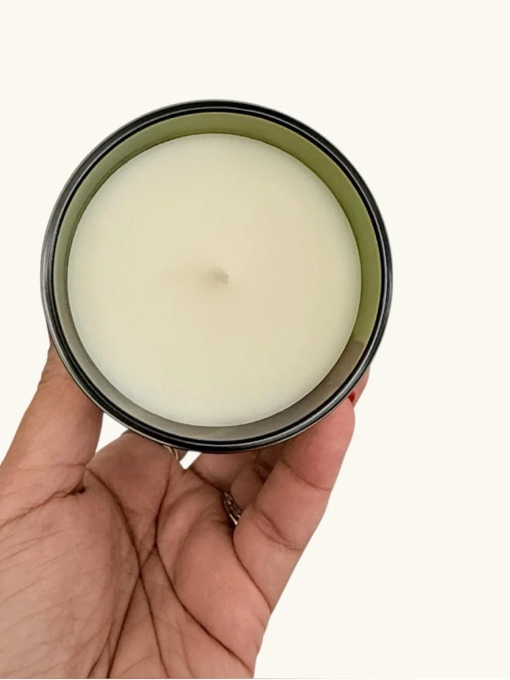 Leoben Company Oakmoss Woods Scented Candle - Green
